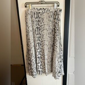 NWOT snake print J. Crew Factory pleated skirt - size 10